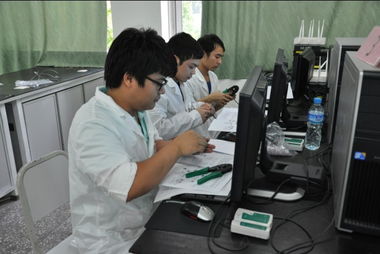 信息工程學院成功承辦“銳捷杯”計算機網絡應用項目比賽，推動計算機網絡工程實踐教學發展